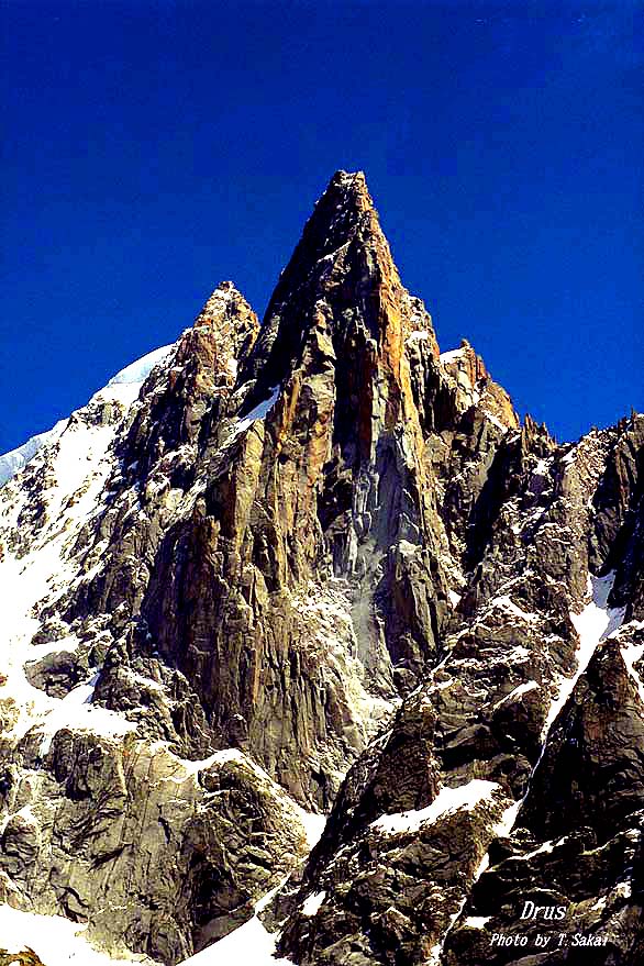 Chamonix�j��QAiguille de Moinne.